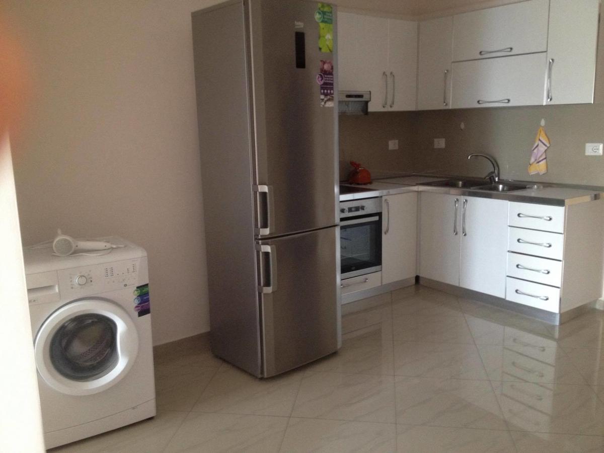 Xhulio Apartments Sarande Exterior photo